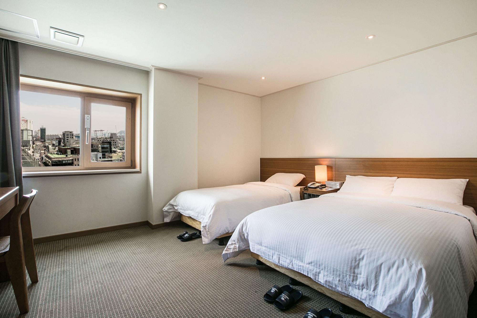 Busan Tourist Hotel Экстерьер фото