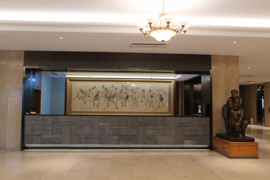 Busan Tourist Hotel Экстерьер фото