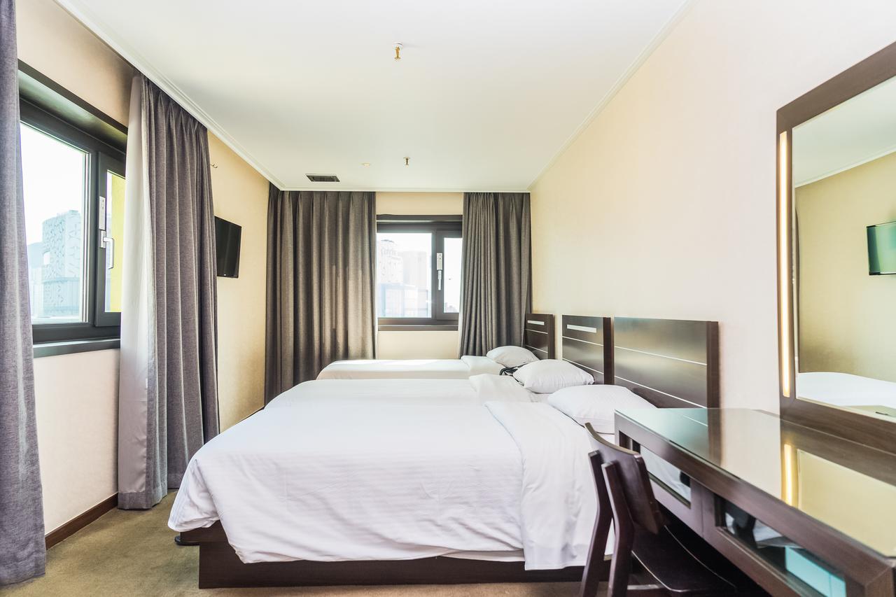 Busan Tourist Hotel Экстерьер фото