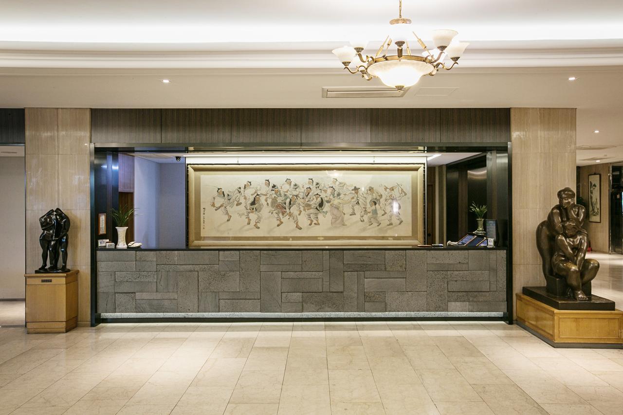 Busan Tourist Hotel Экстерьер фото